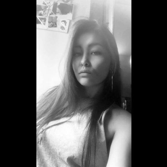 Meet your Posher, Takako - Picture 1 of 1